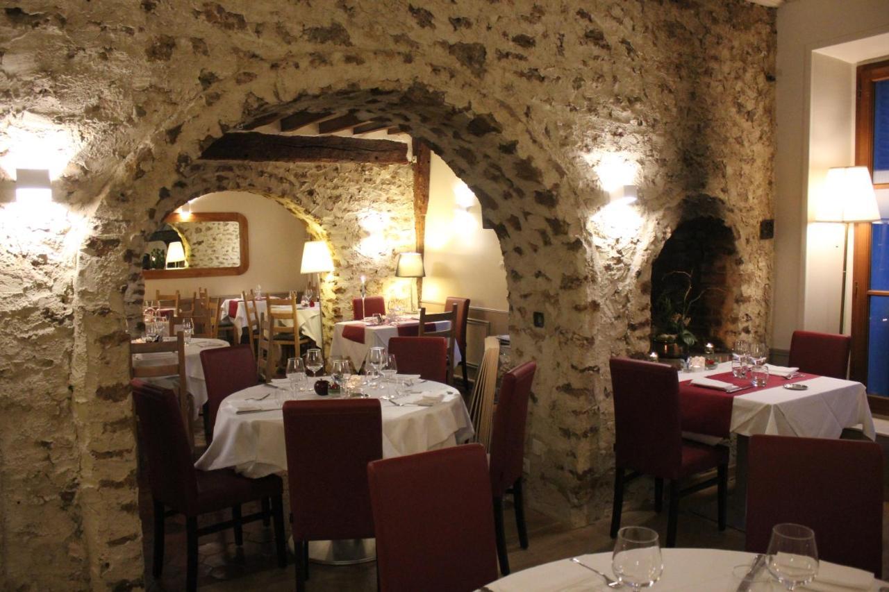 Logis Hotel & Restaurant - Le Manoir De Sauvegrain Saint-Lambert  Екстер'єр фото