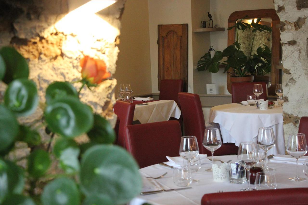 Logis Hotel & Restaurant - Le Manoir De Sauvegrain Saint-Lambert  Екстер'єр фото