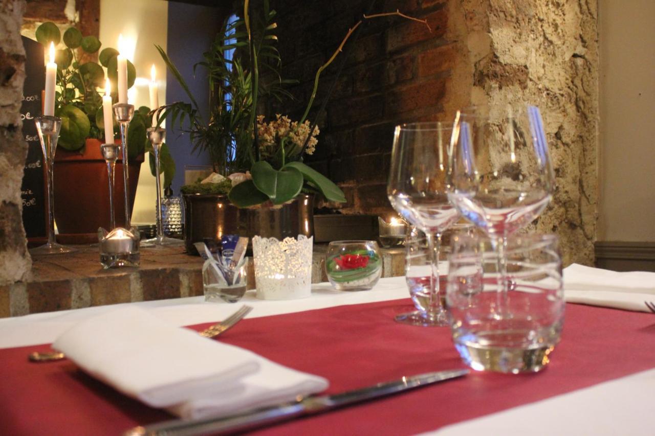 Logis Hotel & Restaurant - Le Manoir De Sauvegrain Saint-Lambert  Екстер'єр фото