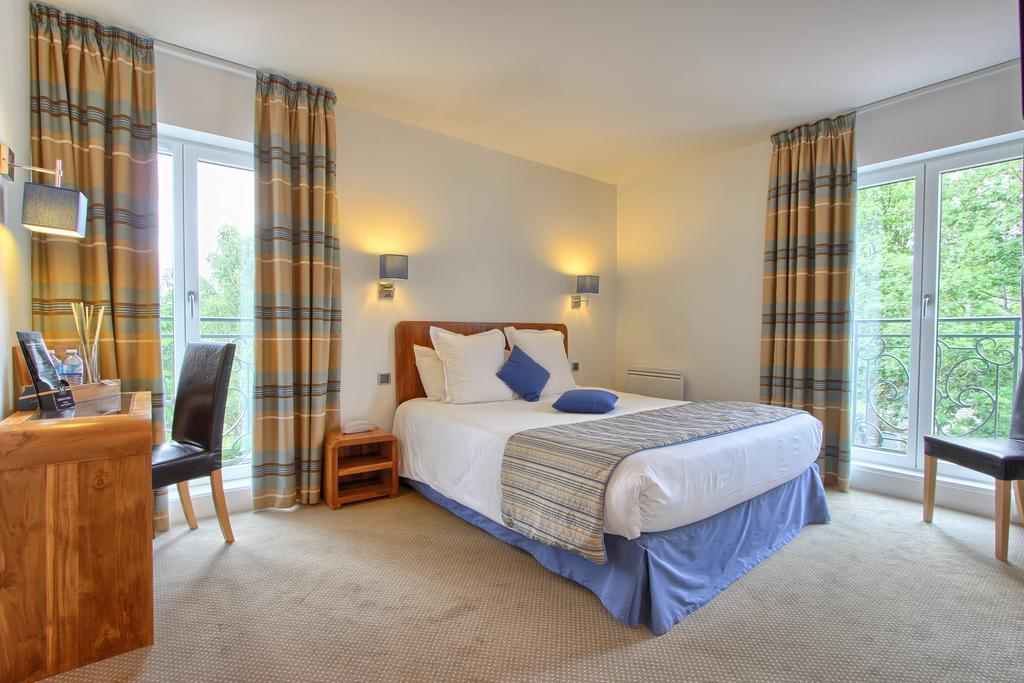 Logis Hotel & Restaurant - Le Manoir De Sauvegrain Saint-Lambert  Екстер'єр фото