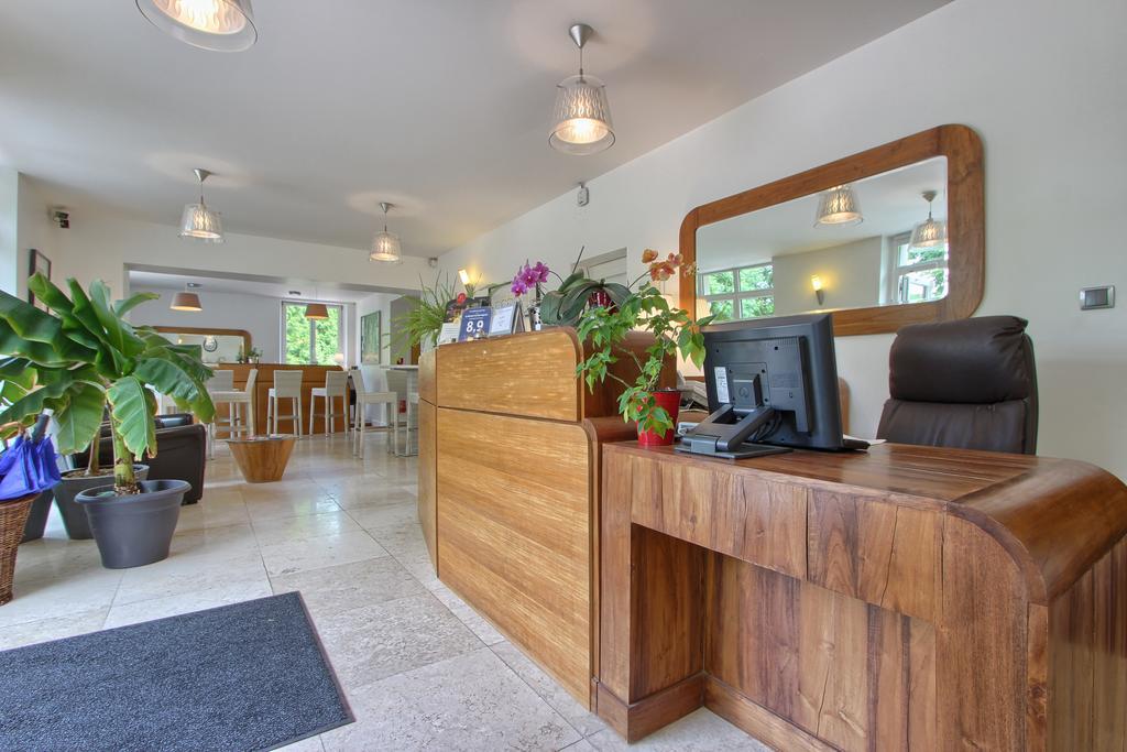Logis Hotel & Restaurant - Le Manoir De Sauvegrain Saint-Lambert  Екстер'єр фото